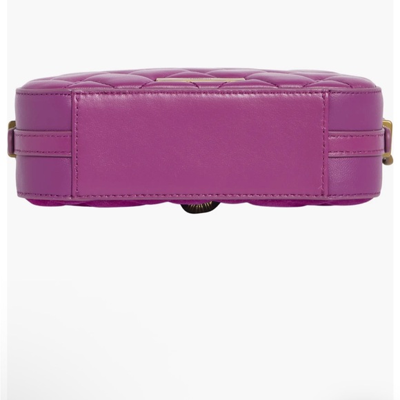 NWT Kurt Geiger Velvet & Leather Quilted Camera Handbag- Guitar Strap - Picture 6 of 6